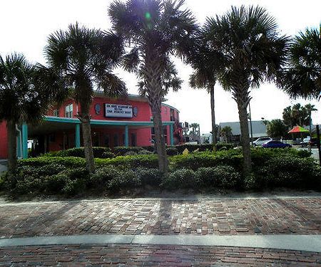 Seahorse Oceanfront Inn Atlantic Beach Exterior photo